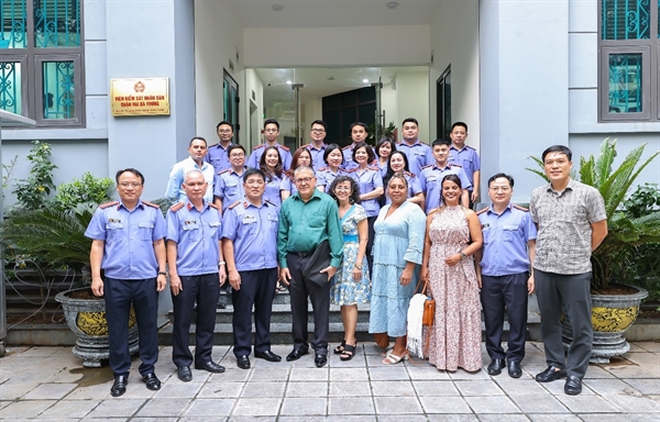 Viện KSND quận Hai Bà Trưng đón tiếp đoàn Viện KSND tối cao Cuba